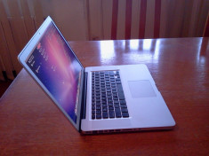 Vand laptop Apple Mac Book Pro foto