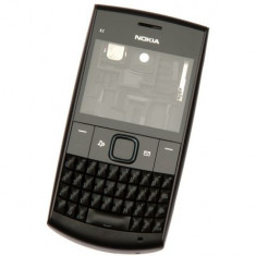 Carcasa fata cu tastatura mijloc corp miez capac spate baterie rama Nokia X2-01 ORIGINALA foto