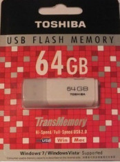 Stick USB Flash TOSHIBA 64 GB foto