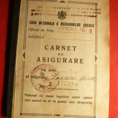 Carnet de Asigurare 1945 cu 48 Timbre Fiscale + 1 Timbru Viza