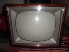 Primul televizor romanesc pe lampi - ELECTRONICA V.S. 43-614 - functional - excelent pentru decor foto