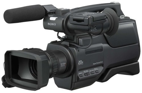 3 x camere video profesionale Sony HVR HD 1000 + baterii extra foto mare 3 x camere video profesionale Sony HVR HD 1000 + baterii extra foto mare