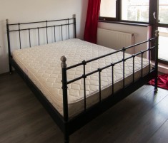 Ikea Svelvik cadru pat negru 160x200cm incl somiera + salteaua foto