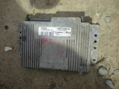 calculator motor (ECU) pt renault megane 1 foto