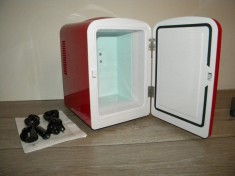 mini frigider auto foto