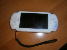 PSP SONY alb, MODAT, stare de functionare buna, mici semne de uzura foto