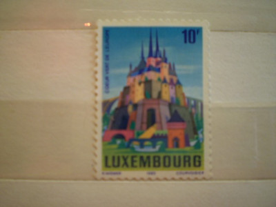 LUXEMBURG - timbru nestampilat 1983 - PICTURA CASTEL foto