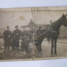 FOTOGRAFIE CU MILITARI ROMANI DIN ANII 30