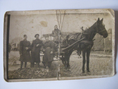 FOTOGRAFIE CU MILITARI ROMANI DIN ANII 30 foto