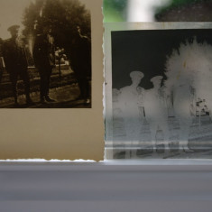 Grup de patru ofiteri romani - negativ + foto format mic - 1940-1942