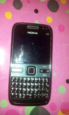 Smartphone Nokia E72 foto