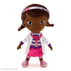 Papusa Doctorita Plusica (canta si vorbeste) 30 cm. - Doc Mcstuffins ORIGINAL de la Disney foto