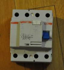 siguranta automata tetrapolara diferentiala ABB 40A, 0,03mA foto