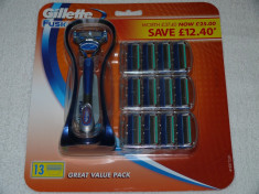 Gillette Fusion - Set aparat de ras manual + 13 rezerve foto