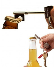 Deschizator sticle in forma de cheie / key bottle opener pentru sticle de apa / bere / suc foto