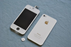 Set original iPhone 4 alb (display+touchscreen+capac+buton)+folii cadou foto