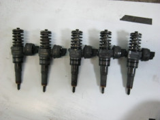 Injector VW cod 038130073 BN sau 0414720313 sau CS foto