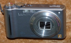 Panasonic Lumix DMC-ZR3 / DMC-ZX3 , 14megapixeli, filmare HD, stabilizator optic, zoom optic 8x, arata NOU foto