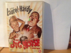 STAN LAUREL &amp;amp; OLIVER HARDY - THE BIG NOSE(1942/2009/FOX) -DVD COMEDY/NOU/SIGILAT foto
