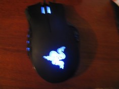 MOUSE RAZER NAGA MODEL RZ01-0028 foto