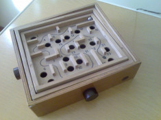 joc romanesc colectie labirint foto