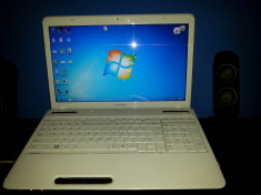 Laptop Toshiba Sattelite l655-170 foto
