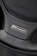 VAND LOGO EMBLEMA BMW INDIVIDUAL METALIC foto