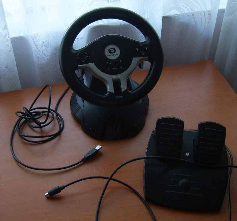Volan Serioux SRXW-02V LightRacer, pedale, vibratii, USB | arhiva Okazii.ro