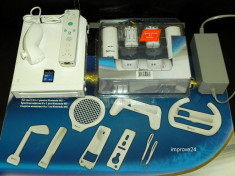 Set Gaming Nintendo Wii alb modat consola modata + Wii remote+nunchuk+SD 8 Gb+kit incarcare cu 2 acumulatori +kit sport 8in1+cablu AV foto