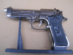 BRICHETA PISTOL foto