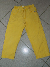 Pantaloni galbeni pentru copii, marimea 4-6 ani foto