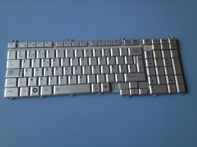 TASTATURA TOSHIBA SATELITTE P200-18Y foto