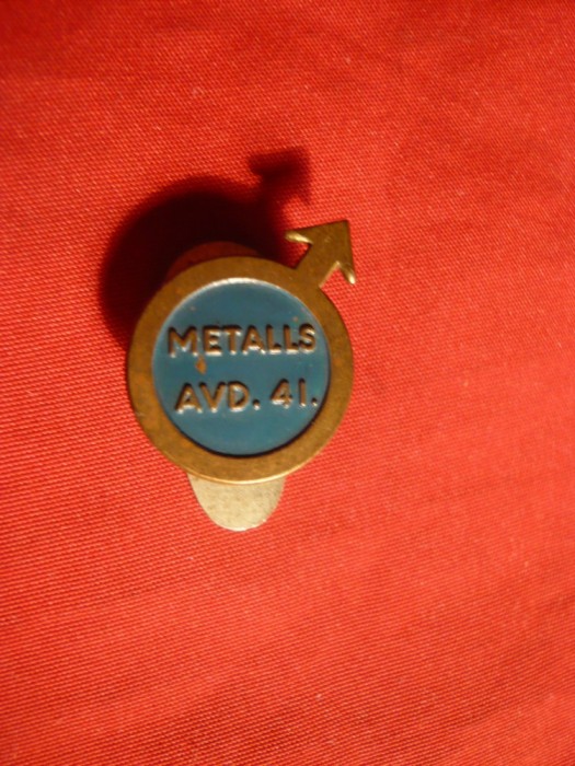 Insigna Suedia -Metalls AVD.41 ,h= 2,1 cm