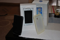 Sony Ericsson Xperia X10i alb in Mint condition, cu 2 huse, pret de lichidare foto