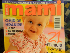 Revista Mami, numarul mai 2012, numarul 137. CADOU carte si revista cu sfaturi foto
