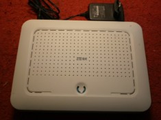 Adaptor profesional VoIP / SIP - marca ZTE, model ZXV10 I508C foto