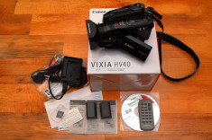 Canon Vixia HV40 plus multe accesorii, ca noua foto