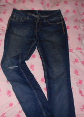 Blugi skinny material elastic foto