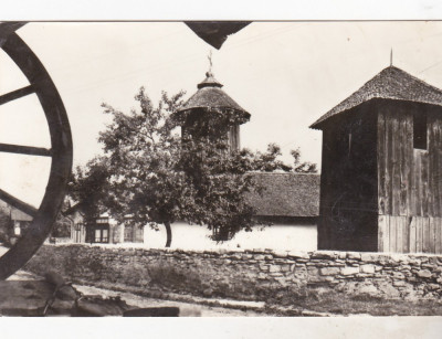 bnk cp Valenii de Munte - Biserica Berevoesti - uzata foto