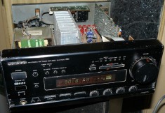 Onkyo R-811 RDS, amplituner mini 2x50w cu final pe tranzistori, 4-8-16ohm, reglaje multiple, optional telecomanda. Arata Foarte RAU foto
