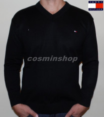 Pulovere TOMMY HILFIGER Model Slim FiT - Coate foto