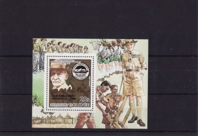 GUINEA 1985 SCOUTING- COTA IN MICHEL CAT. 15 EURO foto
