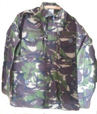 Costum camuflaj padure-mar.- 48/1 bonus bereta khaki cu emblema ideal Airsoft !! foto