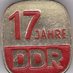 Insigna aniversara 17 ani DDR