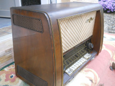 METEOR LOEWE OPTA -RADIO VECHI 1955 FUNCTIONEAZA foto