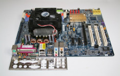 KIT PLACA DE BAZA GIGABYTE GA-K8NF-9 + PROCESOR AMD ATHLON 64 3200+, 2.00 GHz SOCKET 939 + COOLER, 4xDDR1, S-ATA, PCI-EXPRESS... PROBA!!! foto