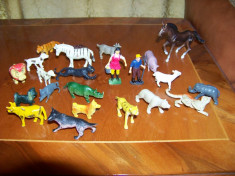 Lot Figurine de Plastic , Animale ( aprox 25 buc ) foto