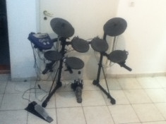 Roland TD-6 + cablu MIDI . Tobe electronice fabricate in 2009 recent aduse din SUA. Le vand pentru ca nu le folosesc. foto