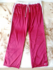 Pantaloni trening Nike; marime XL: 88-124 cm talie elastica, 108 cm lungime foto