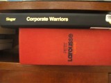 Corporate Warriors P.W. Singer - Carte in Engleza, Industria Militara Privata, Cartonata, 330 Pagini